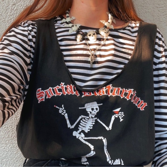 Vintage 90s Social Distortion top - Picture 1 of 5